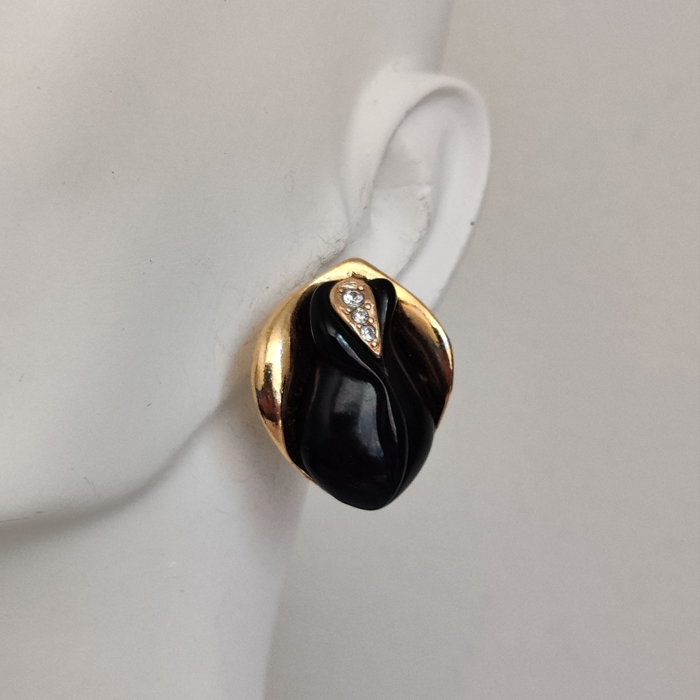 🇨🇦 Kenneth Jay Lane Black Rose Buds Earrings